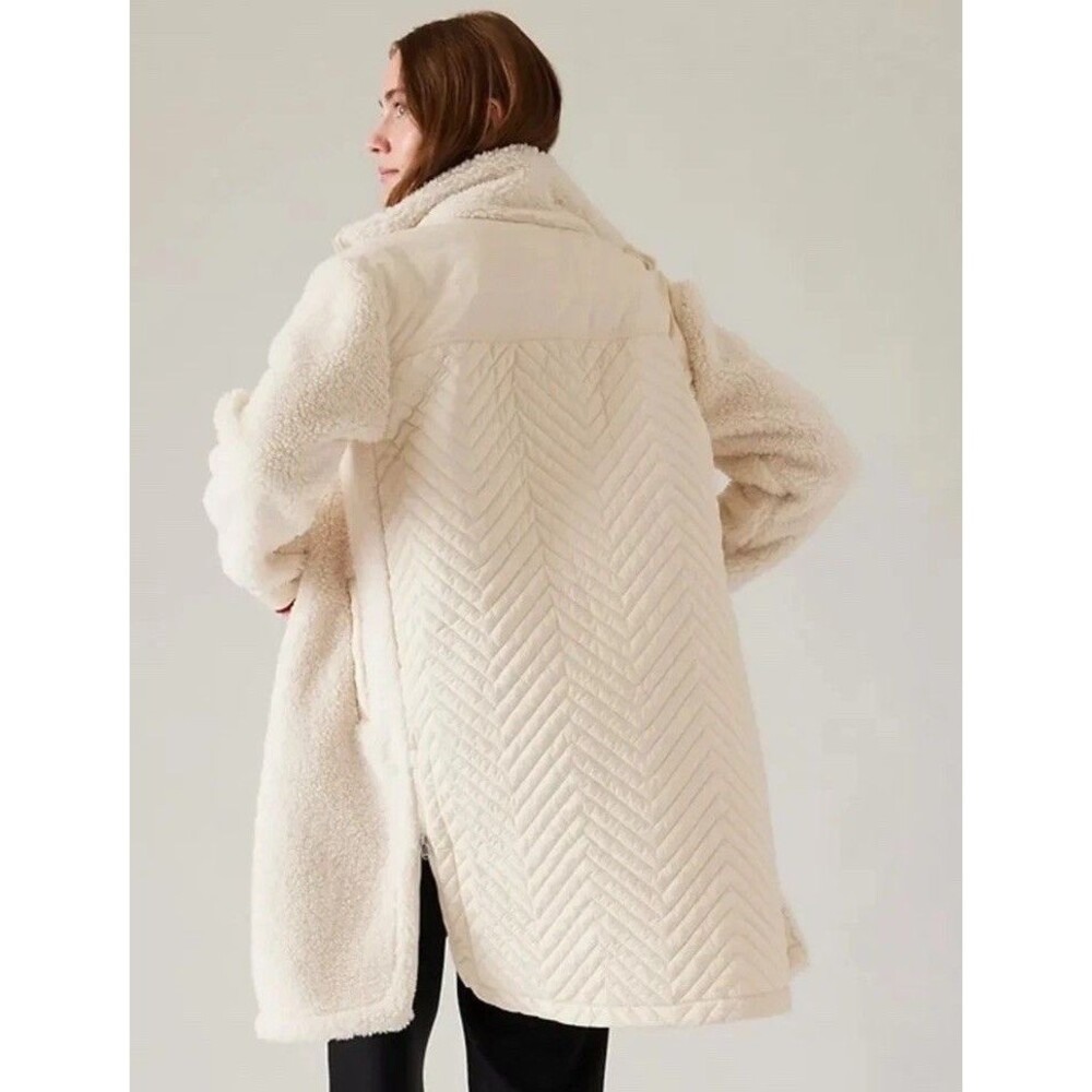 ATHLETA Cozy Day Hybrid Coat Sherpa Size Large Chantilly Cream - Picture 3 of 13